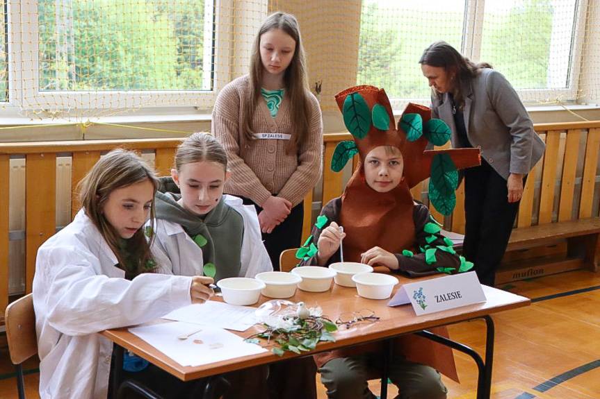 Uczniowie pokazali, że wiedzą, jak dbać o środowisko