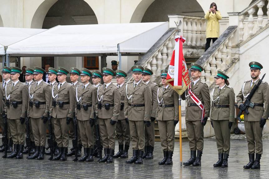 Hołd dla funkcjonariuszy. 34 lata Bieszczadzkiego Oddziału SG