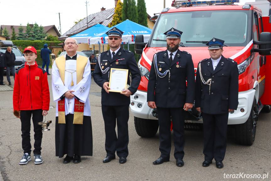 OSP Pustyny oficjalnie z nowym samochodem ratowniczo-gaśniczym [ZDJĘCIA]