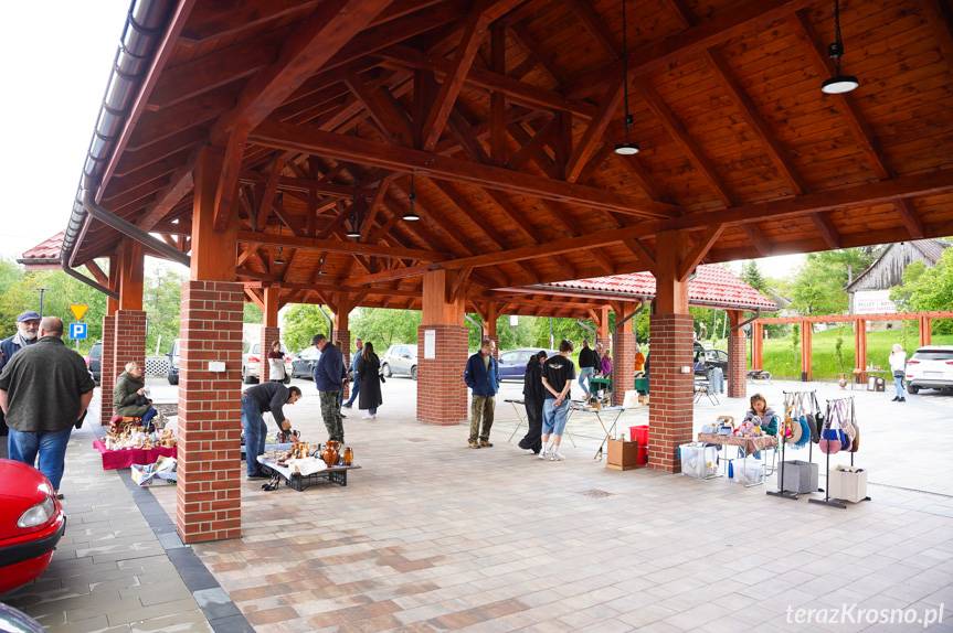 Pierwszy Rogowski Targ Staroci