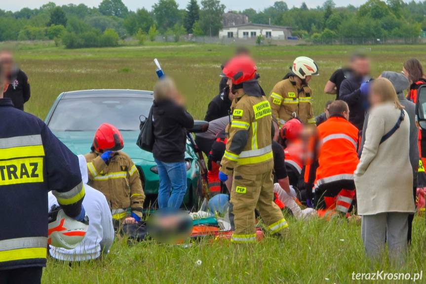 Policja apeluje o nagrania i zdjęcia z wypadku podczas imprezy motoryzacyjnej w Krośnie
