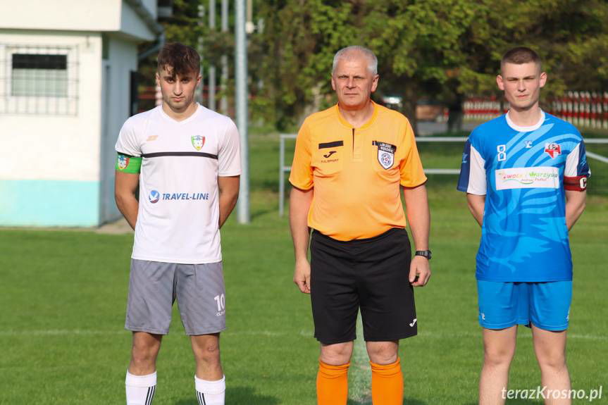 Cztery bramki juniorów Iwonki Iwonicz w meczu z Orłem Pustyny [ZDJĘCIA}