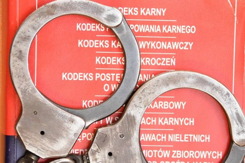 Policjanci zatrzymali poszukiwanego listem gończym