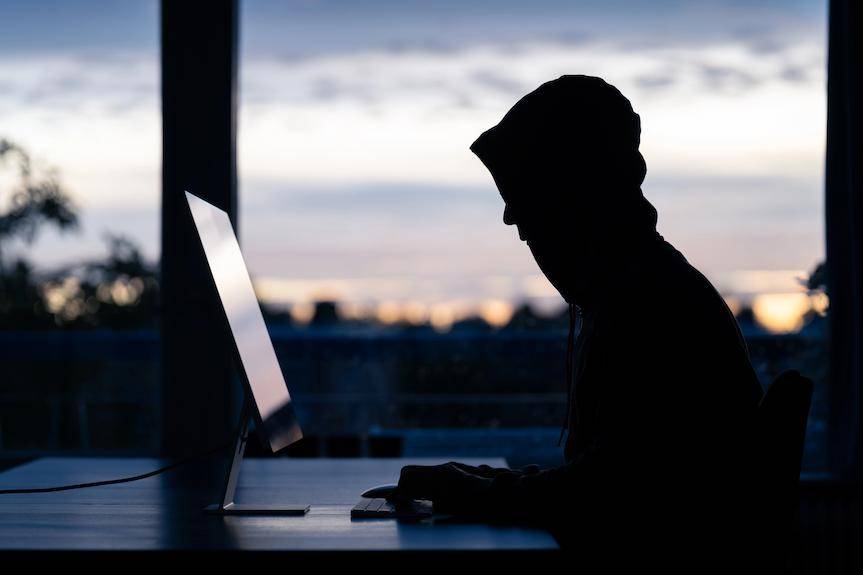 54-latka ofiarą internetowego oszustwa