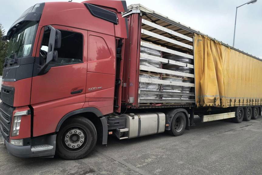 Akcja Straży Granicznej w Barwinku. Palestyńczyk ukryty pomiędzy felgami