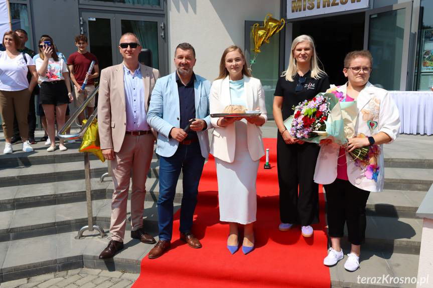 Królewskie powitanie mistrzyń i mistrzów z Rymanowa i Beska [ZDJĘCIA]