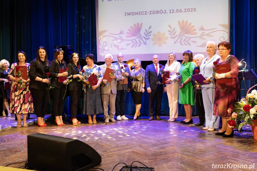 Ludzie kultury z powiatu krośnieńskiego uhonorowani przez starostę [ZDJĘCIA]