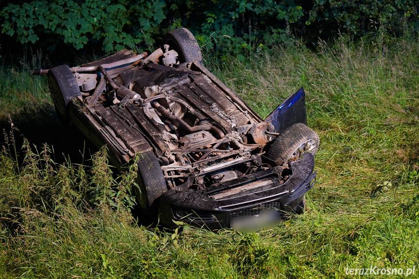 Zimna Woda. Zderzenie dwóch samochodów