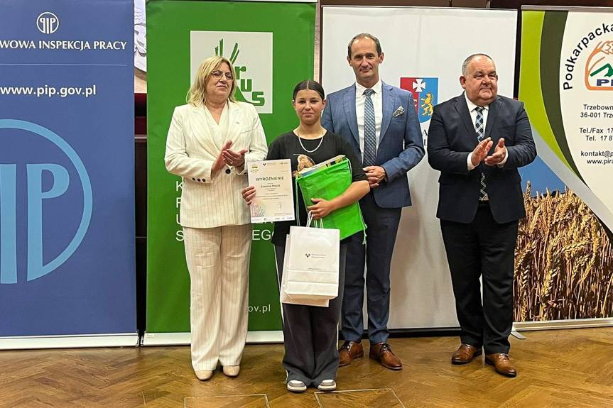 Zuzanna Wójcik z SP w Lubatowej z sukcesem na szczeblu wojewódzkim