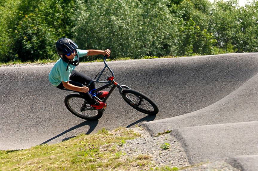 Rowerowe emocje na Pumptracku. VI Zawody w Miejscu Piastowym