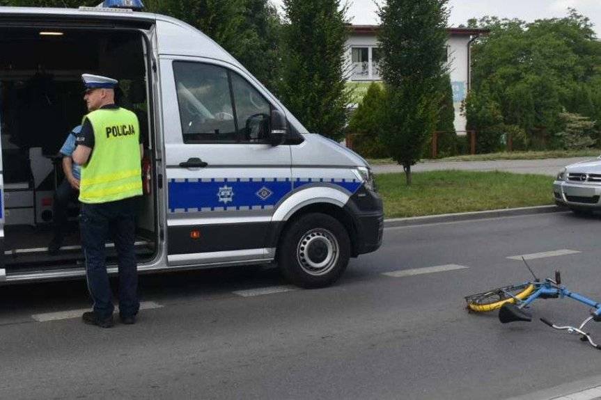 75-letnia rowerzystka zderzyła się z oplem kierowanym przez 81-latka