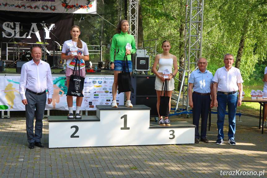 Bieg Lotnej Kompanii Szturmowej i marsz nordic walking w Haczowie [ZDJĘCIA]