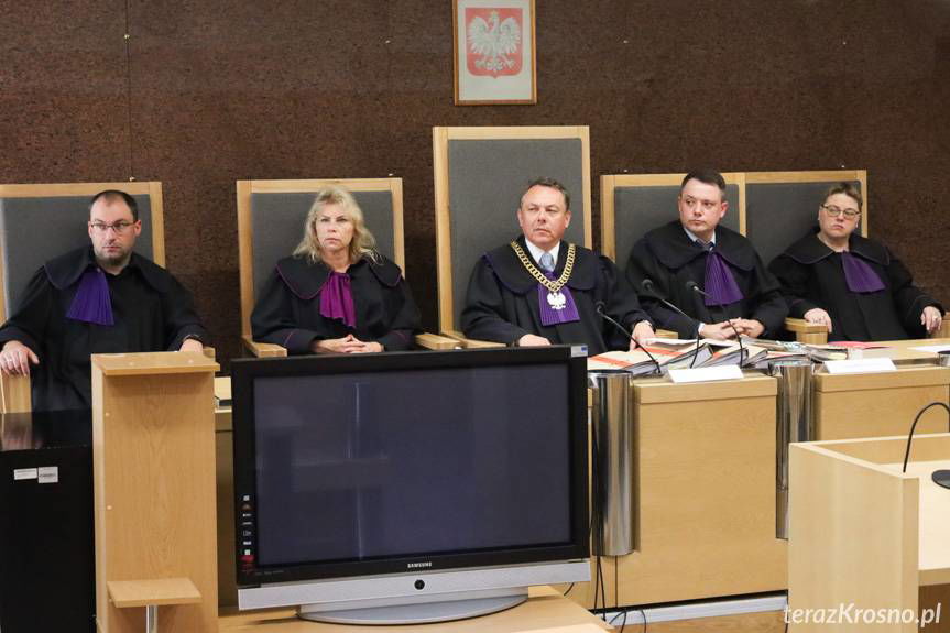 Brutalne zabójstwo w Łączkach Jagiellońskich. Mieszkaniec gminy Wojaszówka na ławie oskarżonych