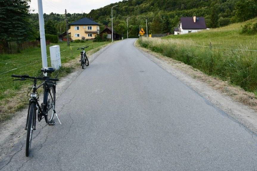 Zderzenie rowerzystów w Głojscach