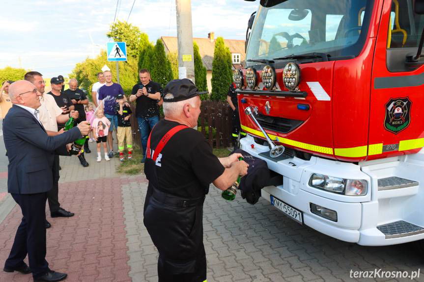 OSP Widacz powitała średni samochód ratowniczo-gaśniczy [ZDJĘCIA]