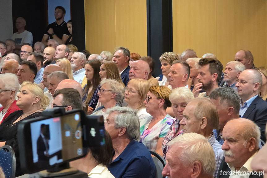 Daniel Obajtek w Krośnie: jedyne co bym chciał, żeby ta zaraza przestała dręczyć kraj i odeszła