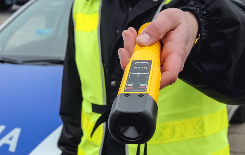 Kolejni nietrzeźwi kierowcy zatrzymani przez policjantów