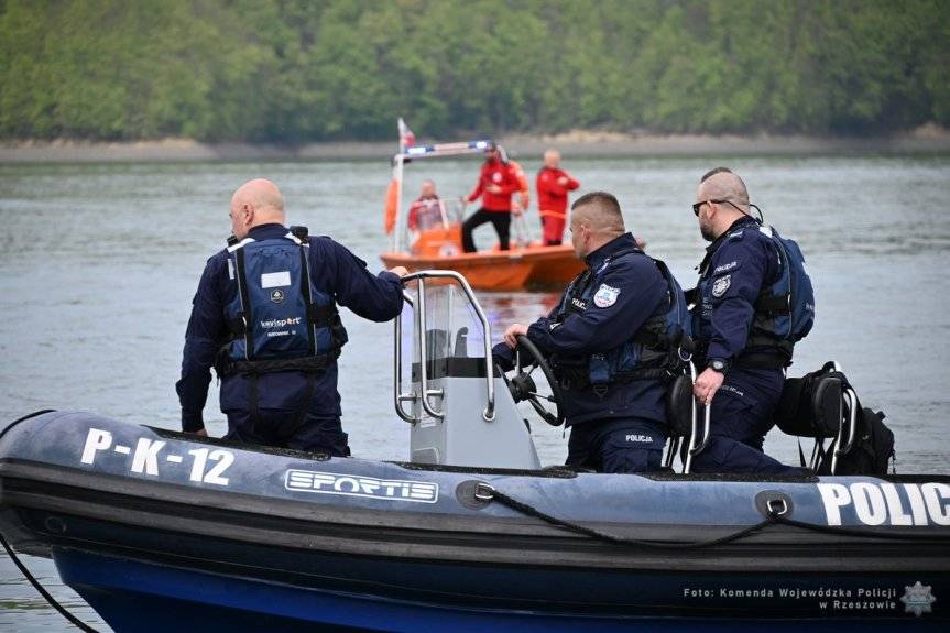 Policjanci proszą o kontakt w sprawie zdarzenia nad Jeziorem Tarnobrzeskim