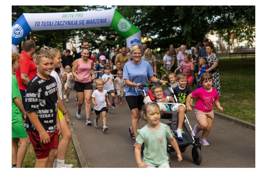 Pobiegli dla Ignasia. Zebrano ponad 13 tysięcy złotych na leczenie chłopca