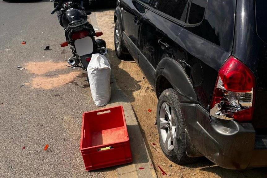  Wypadek w Brzozowie. Motocyklista uderzył w dwa auta