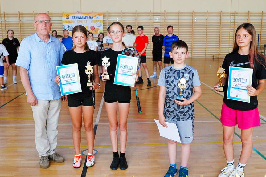 Zacięta walka i sportowa pasja. Turniej badmintona w Głowience