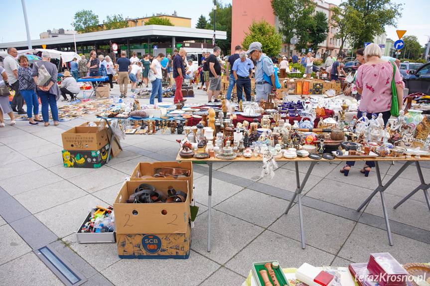 Jarmark staroci i rękodzieła przed Etnocentrum [ZDJĘCIA]