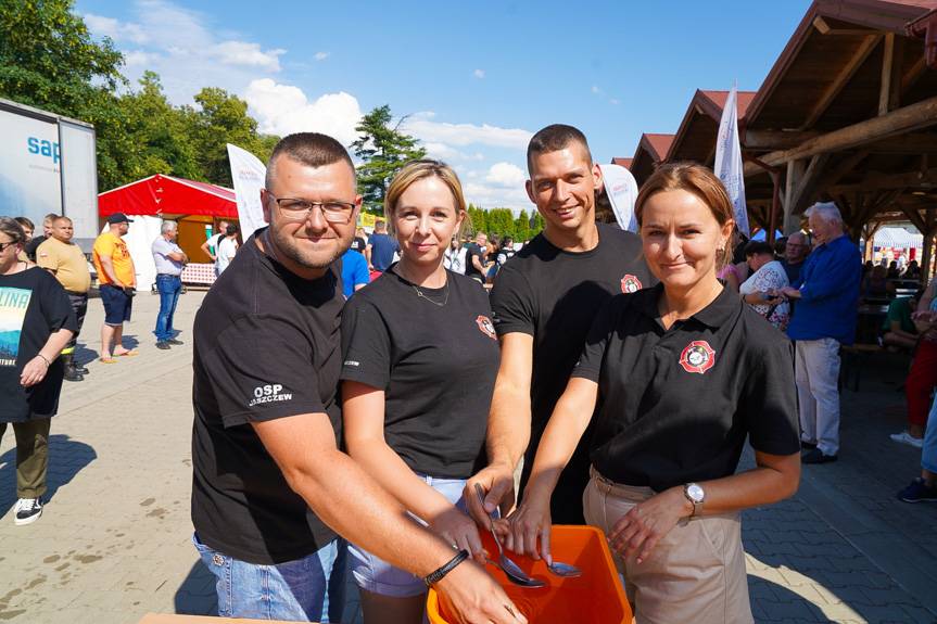 Emocje, śmiech i doping. II Turniej Sołectw w Gminie Jedlicze