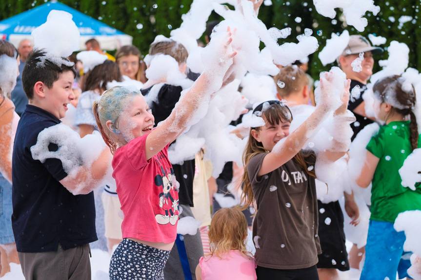 Rodzinna zabawa i moc atrakcji na "Łężańskiej Familiadzie"