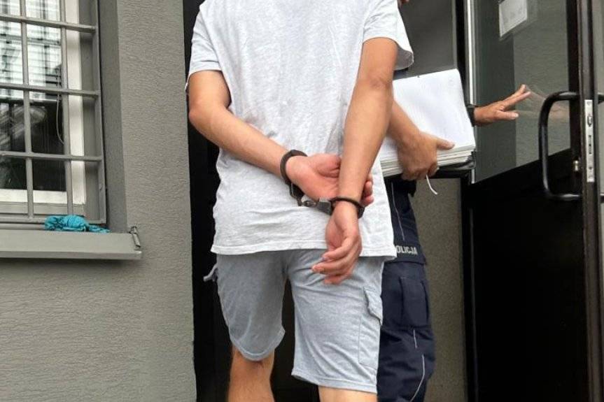 Ukrywali się przed wymiarem sprawiedliwości. Zatrzymali ich policjanci