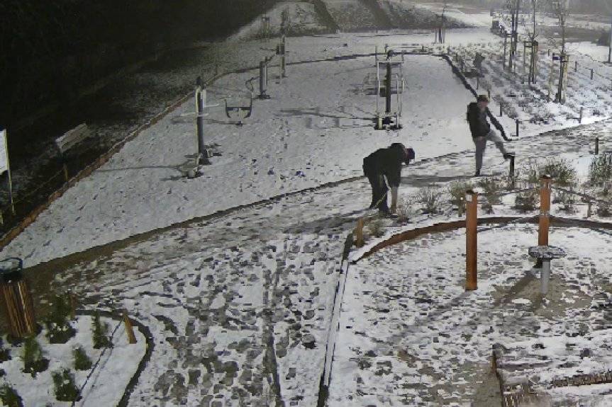 Nieletni odpowiedzą za zniszczenie mienia