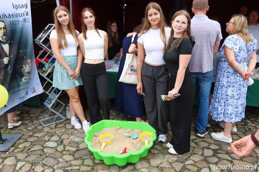 Nauka, światło, muzyka. Świet(l)ne Miasto Krosno 2025 [ZDJĘCIA]