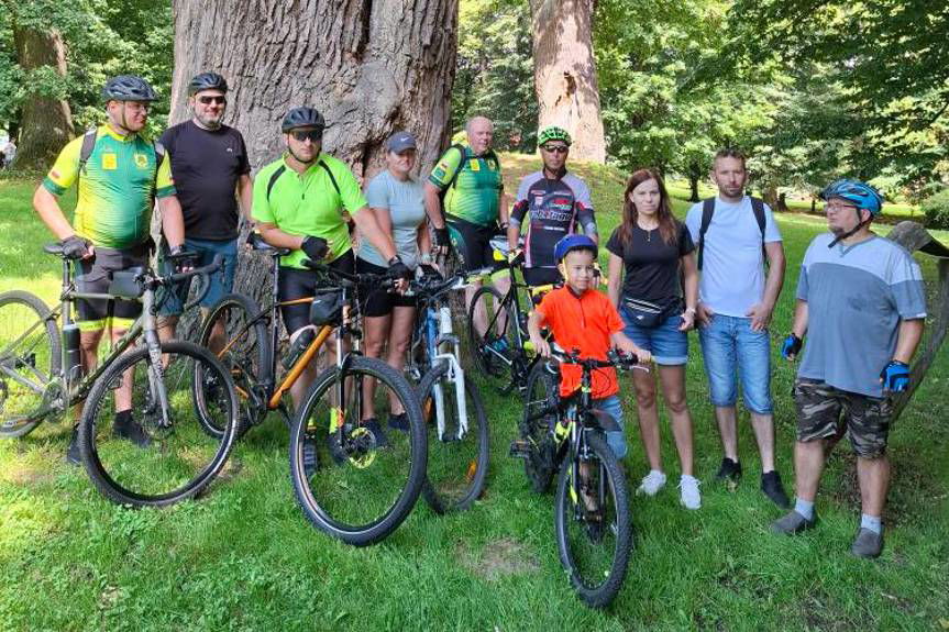 Planowali 50 km, przejechali 70. Tak wyglądała wakacyjna przygoda na rowerach