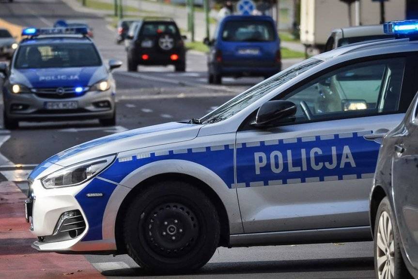 Wjechał w nieoznakowany radiowóz policyjny