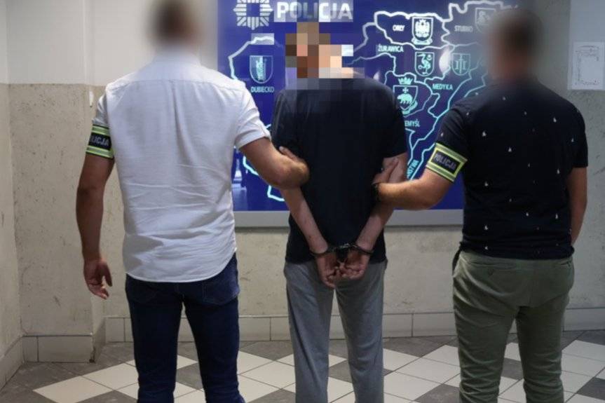 Sprawca usiłowania kradzieży z włamaniem zatrzymany na gorącym uczynku