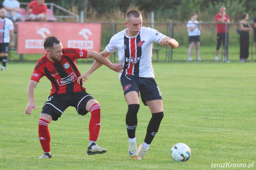 Od 3-0 do 3-3. Wielkie emocje na stadionie w Targowiskach [ZDJĘCIA]