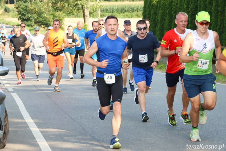 Bieg "Piastowska Piątka" w Miejscu Piastowym. Katarzyna Albrycht i Marcel Bytnar najszybsi [ZDJĘCIA]