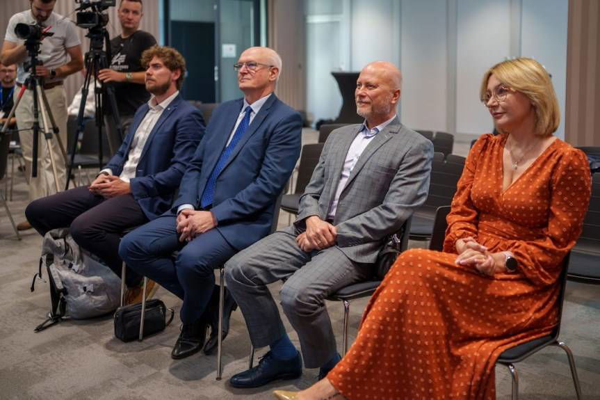 PANS w Krośnie dołącza do Klastra 8 Foundry-Alliance