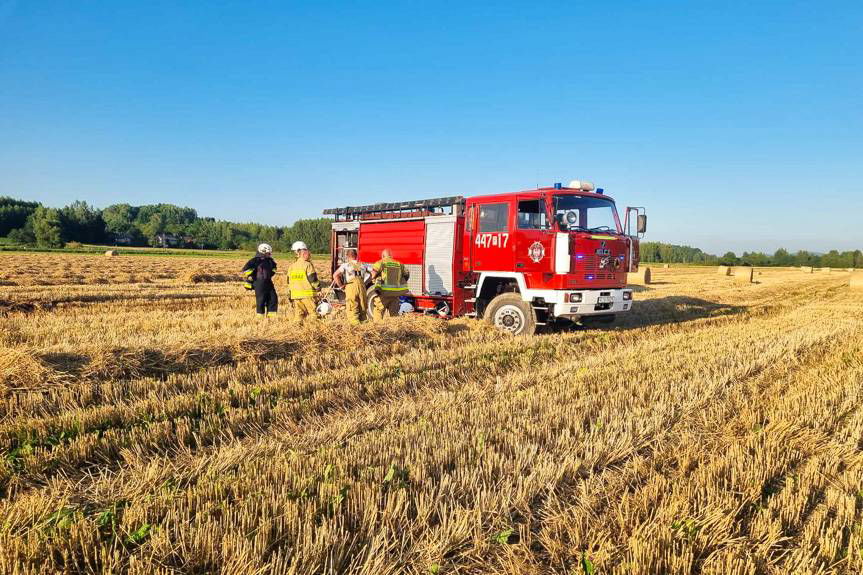 Szebnie. Pożar maszyn rolniczych
