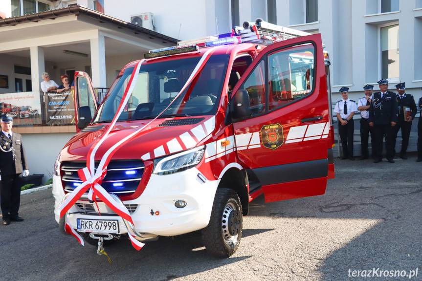 OSP Równe z nowym samochodem ratowniczo-gaśniczym