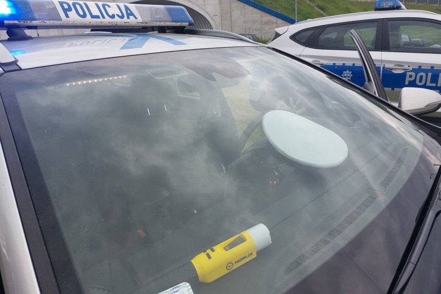 Wsiedli za kierownicę pomimo wcześniej wypitego alkoholu