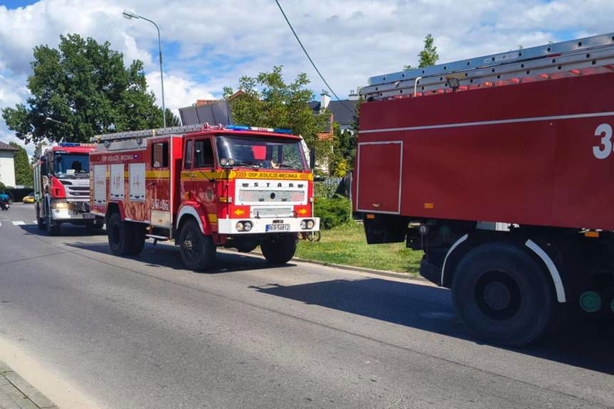 Pożar maszyny budowlanej w Jedliczu