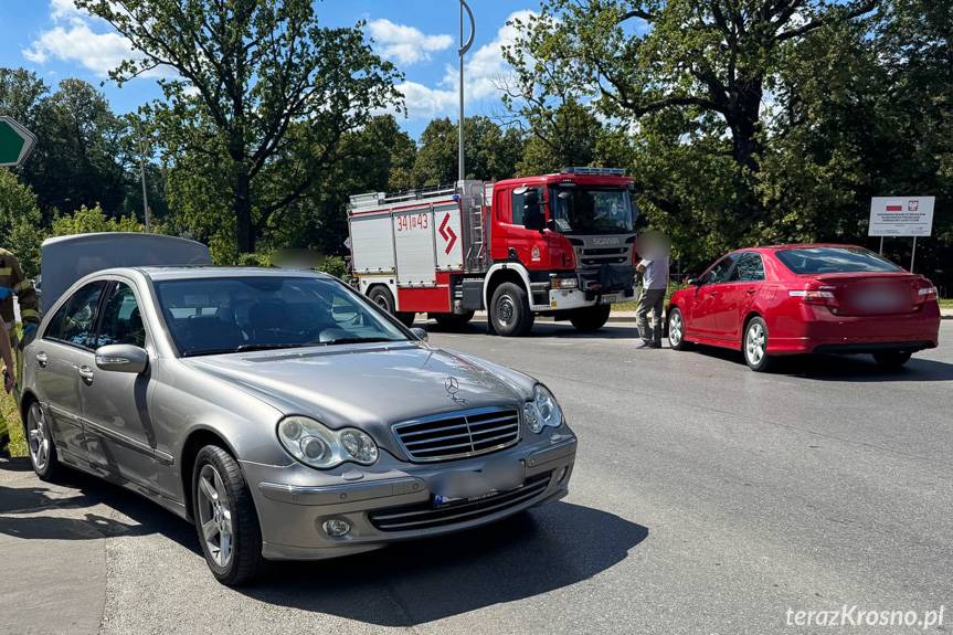 Zderzenie dwóch samochodów w Iwoniczu