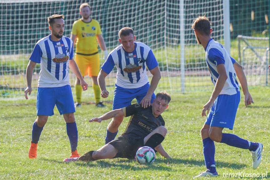 Puchar Polski. Emocjonujący bój Pasji z Głowienką zakończony karnymi [ZDJĘCIA]