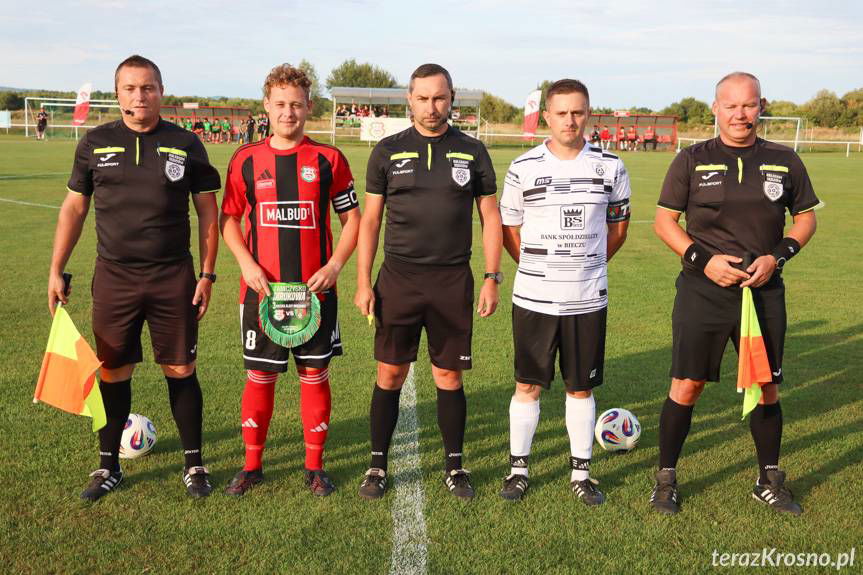 Efektowne zwycięstwo Partyzanta MAL-BUD 1 Targowiska. Pierwsze w rundzie jesiennej [ZDJĘCIA]