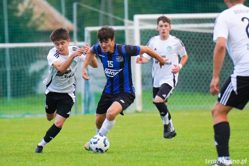 Emocjonujące spotkanie w Jedliczu - trzy czerwone kartki i zwycięstwo Nafty [ZDJĘCIA]