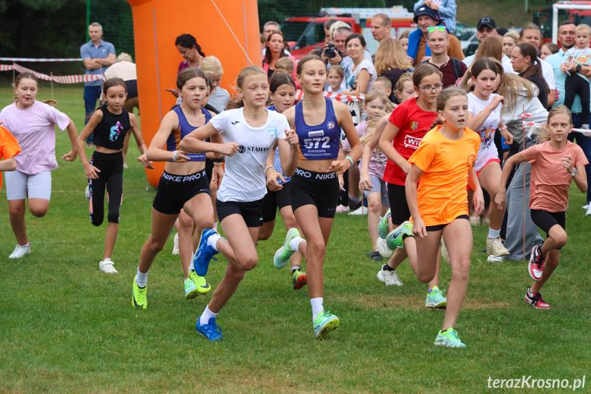 Dycha Siekiernika w Krościenku Wyżnym. Biegi dla dzieci i młodzieży [ZDJĘCIA]