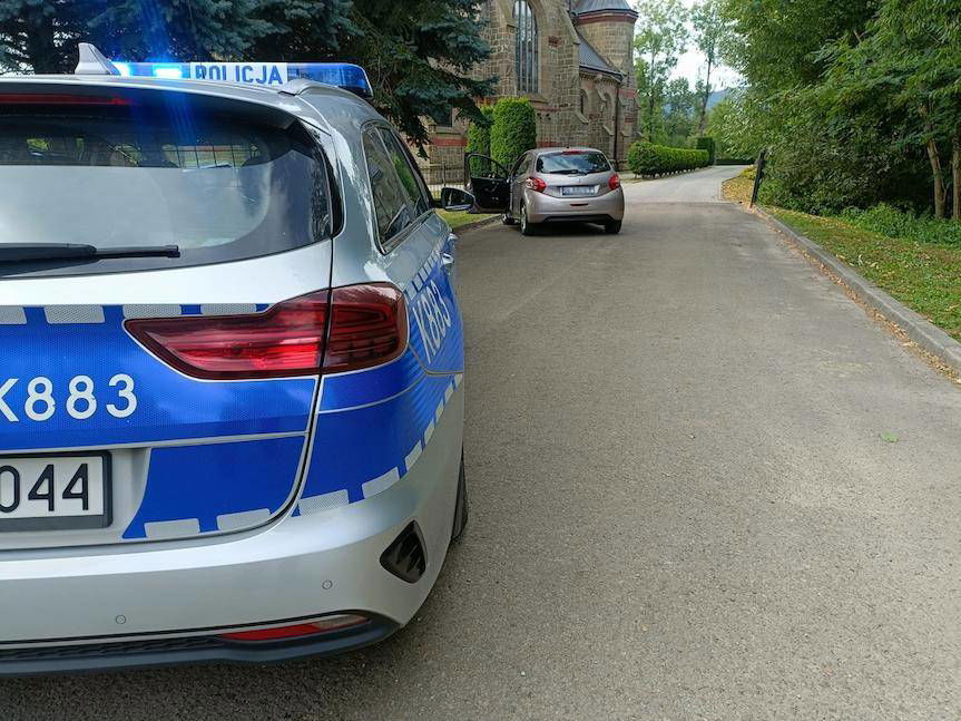 Pijana 42-latka próbowała przechytrzyć drogówkę