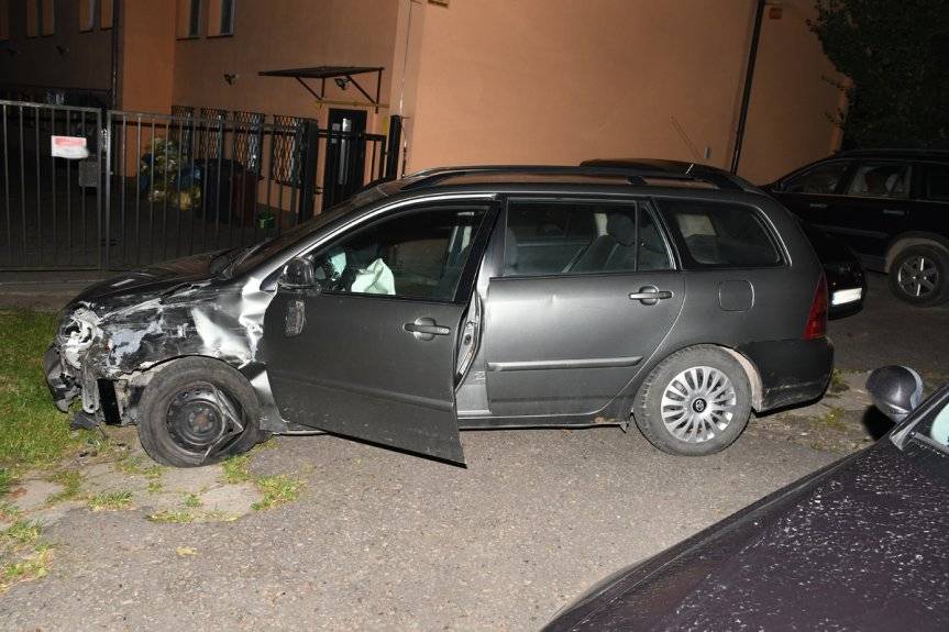 41-latek doprowadził do zdarzenia i uciekł z miejsca