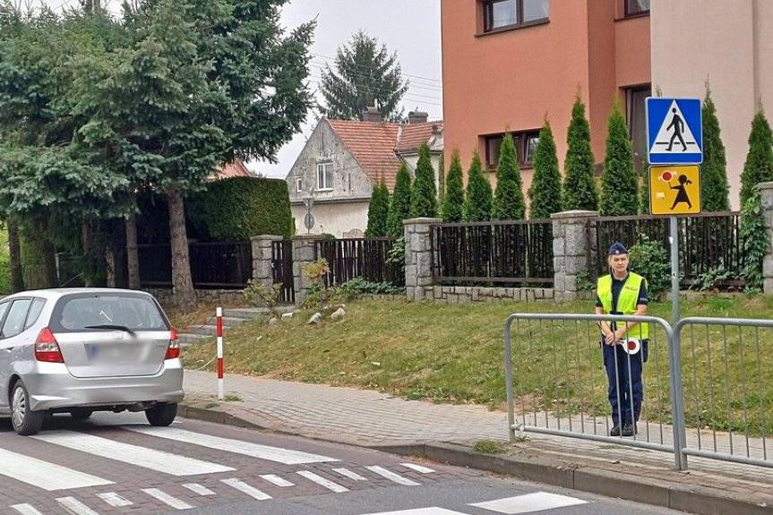 Wrzesień miesiącem nauki bezpiecznych zachowań na drogach