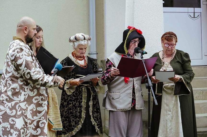 Fraszki, pieśni i treny Jana Kochanowskiego zabrzmiały w Korczynie